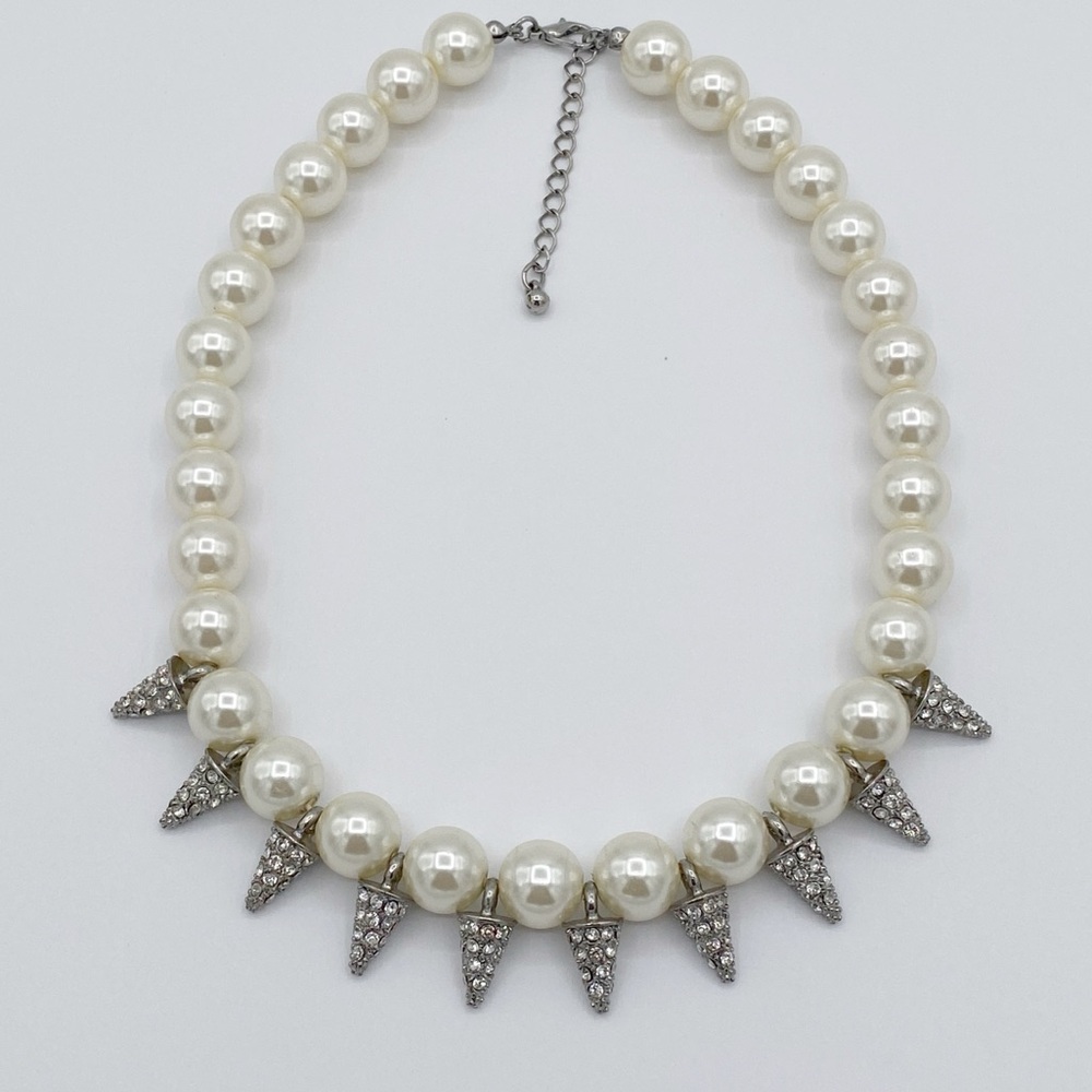 Pearl and Spike Choker Necklace Faux Pearl & Rhinestone Spikes
